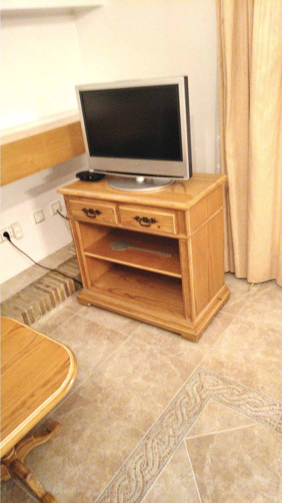mueble para tele lacado en blanco